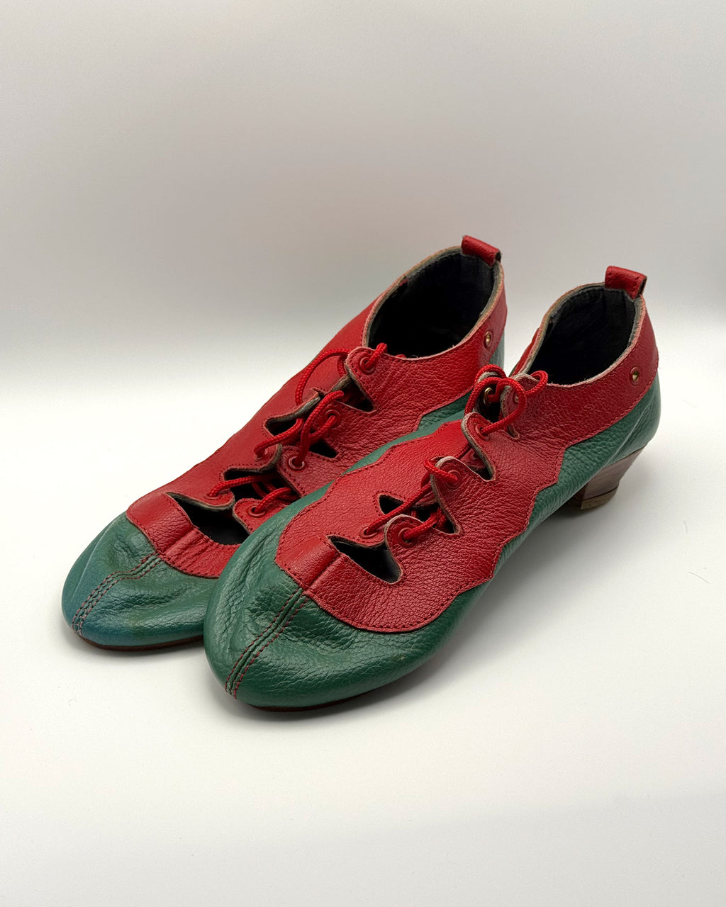 Bobby Munro Jig Shoe